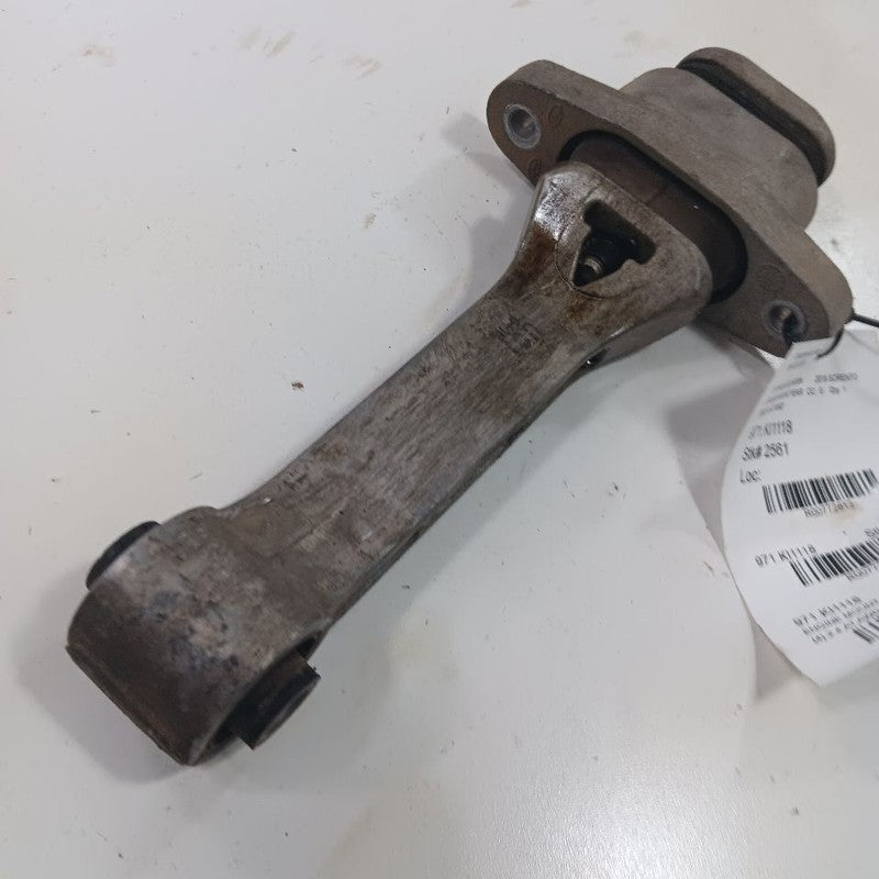 Kia Sorento Engine Motor Mount Rear Back  2.4 2018 2017 2016