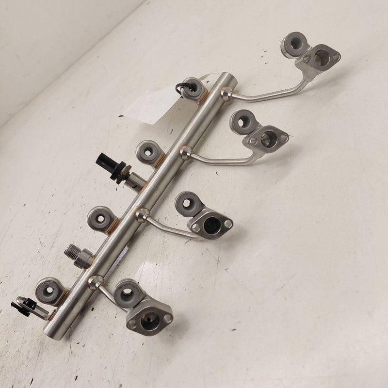 Chevy Trax Fuel Rail Injection Injector Mount Bar  1.4 2022 2021