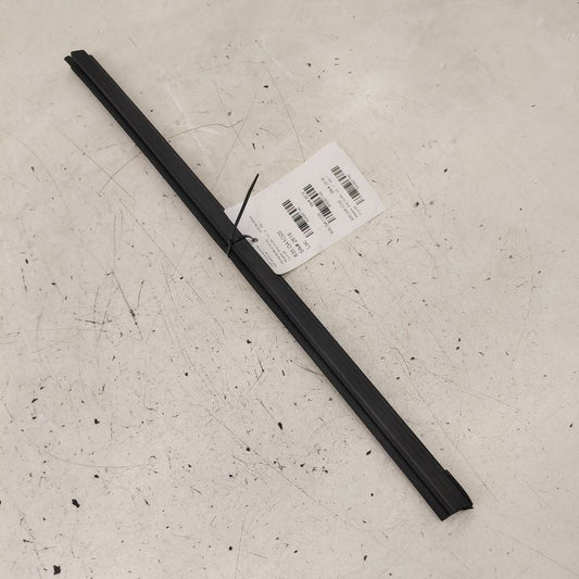 Nissan Murano Right Rear Weather Strip Interior  2020 2021 2022 2023