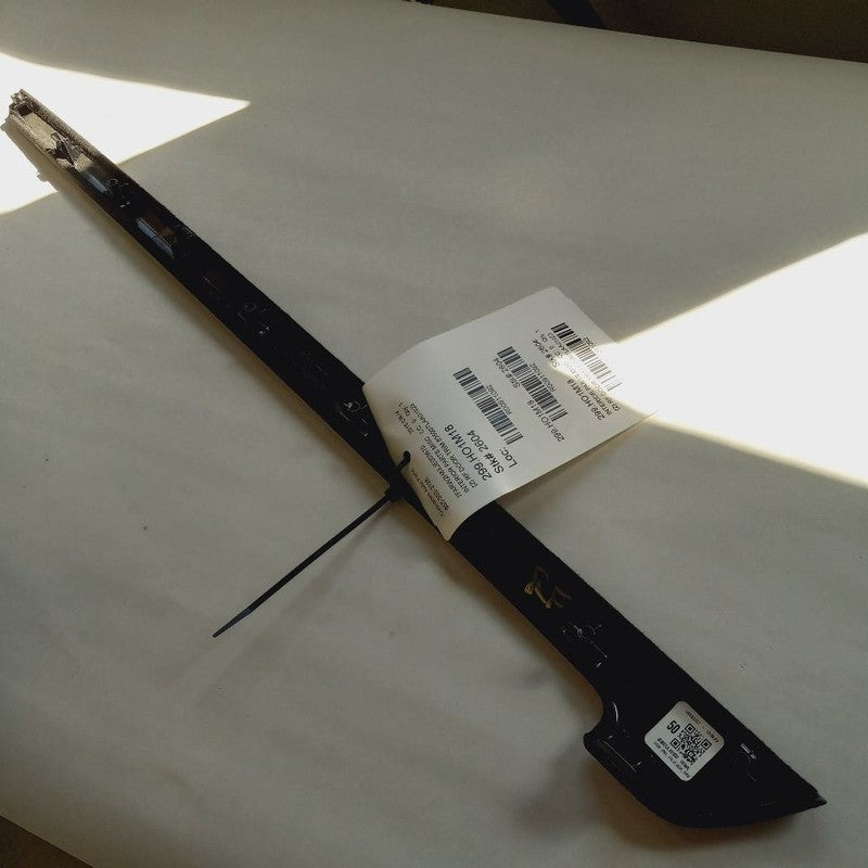 Honda CR-V Passenger Right Front Door Trim {83500TLAA01023} 2017 2018 