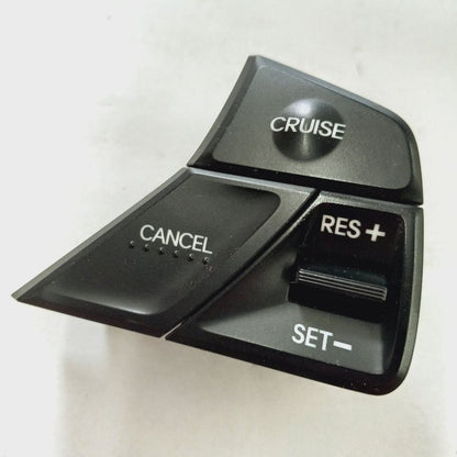 Hyundai Veloster Steering Wheel Cruise Control Switch {967002V100} 201