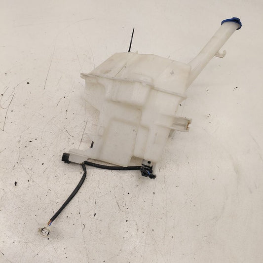 Windshield Washer Fluid Reservoir With Level Sensor 13-17 Hyundai Velo