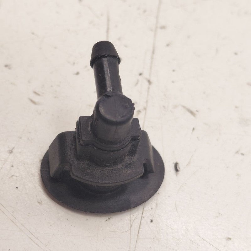 Chevy Trax Rear Wiper Washer Fluid Sprayer Nozzle 2022 2021
