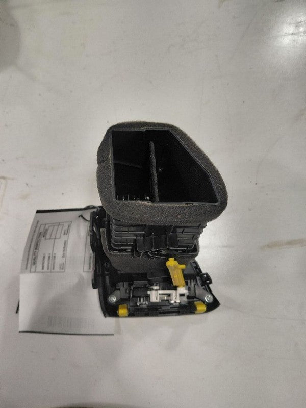 Hyundai Tucson Dash Air Vent Right Passenger  2016 2017 2018