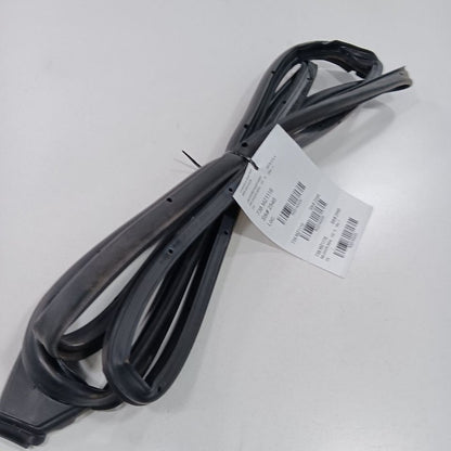 Mazda CX-3 On Door Seal Rubber Right Passenger Rear Back  2016 2017 20