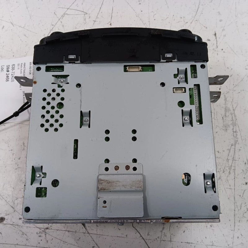 Audio Equipment Radio AM-FM-stereo-CD-MP3 US Market Fits 14 ACCENT