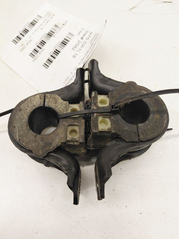 Nissan Maxima Front Sway Bar Bushing Mounting Bracket  2018 2017 2016 