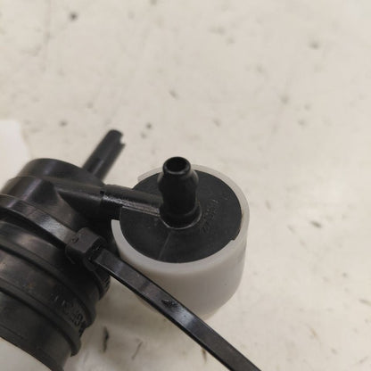 Chevy Trax Windshield Washer Wash Fluid Reservoir Motor Pump Electric 