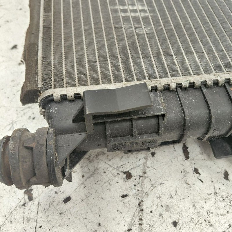 Radiator Fits 07-16 Volvo 80 Series