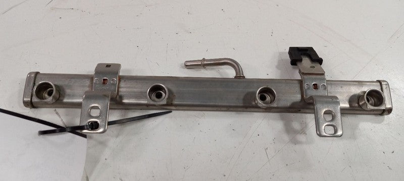 Dodge Dart Fuel Rail Injection Injector Mount Bar 2013 2014 2015 2016