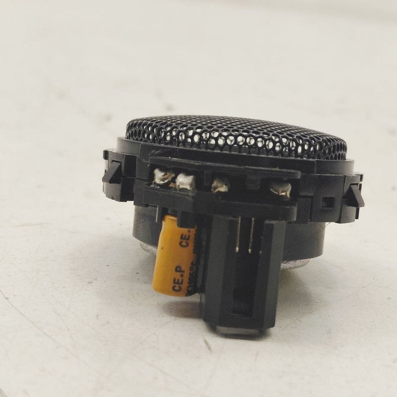 Honda CR-V Tweeter Right Passenger Rear Tweeter Speaker  2017 2018 201