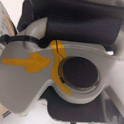 Kia Sorento Seat Belt Strap Retractor Left Driver Rear Back  2018 2017 2016