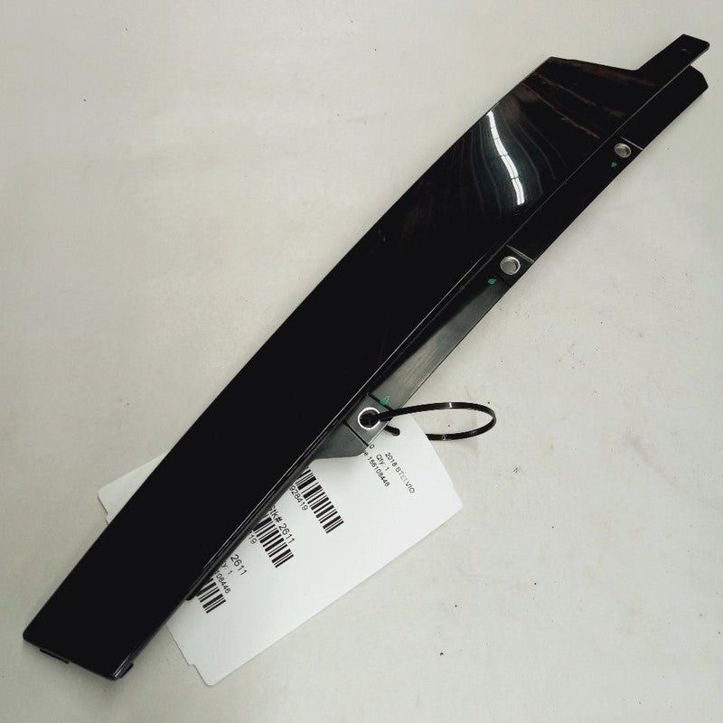 Alfa Romeo Stelvio Driver Left Front Door Applique {156108446} 2018 20