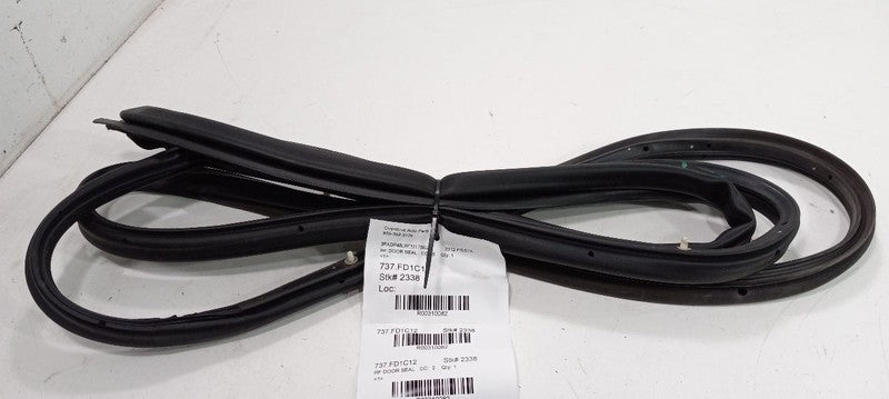 Ford Fiesta On Door Seal Rubber Right Passenger Front 2011 2012 2013 O