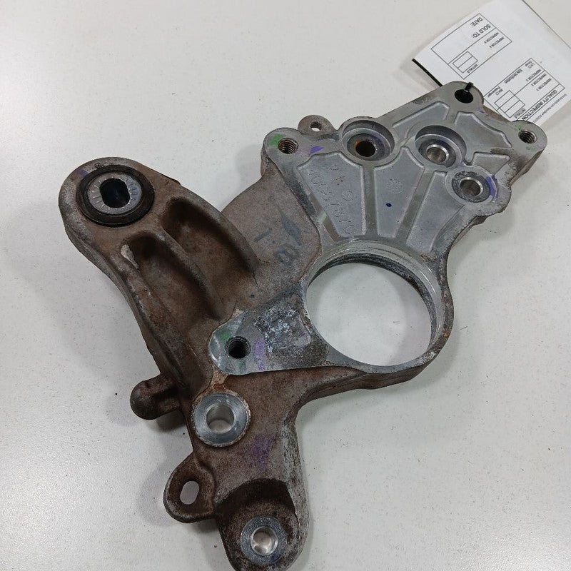 Buick Encore Transfer Case Mount Bracket  2019 2018 2017