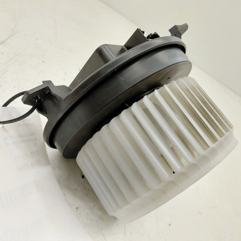 Blower Motor Fits 20-24 Lincoln Corsair