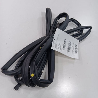Mitsubishi Outlander On Door Seal Rubber Left Driver Rear Back  2020 2