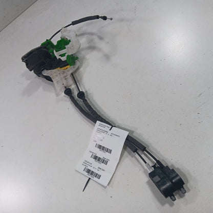 Kia Sorento Door Latch Lock Right Passenger Front  2018 2017 2016 OEM