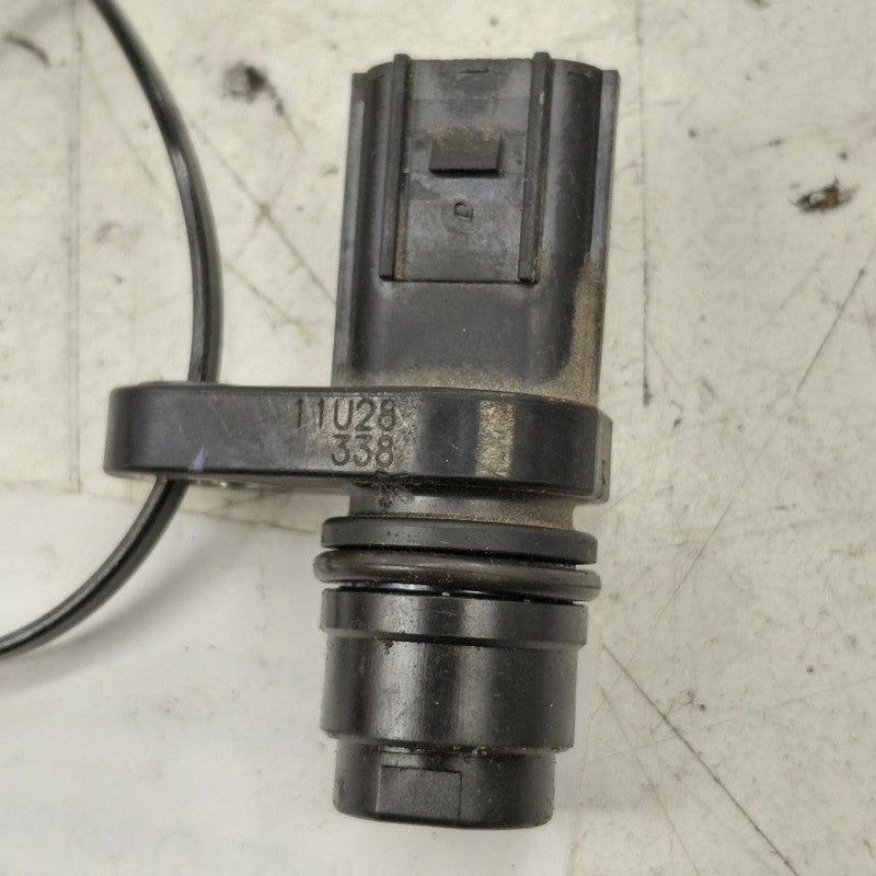 Honda Clarity Camshaft Cam Shaft Position Sensor  1.3 2018 2019 2020