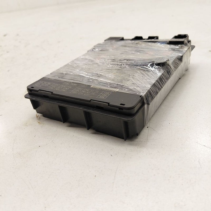 Fuse Box Engine Hatchback Note Fits 13-19 Nissan Versa