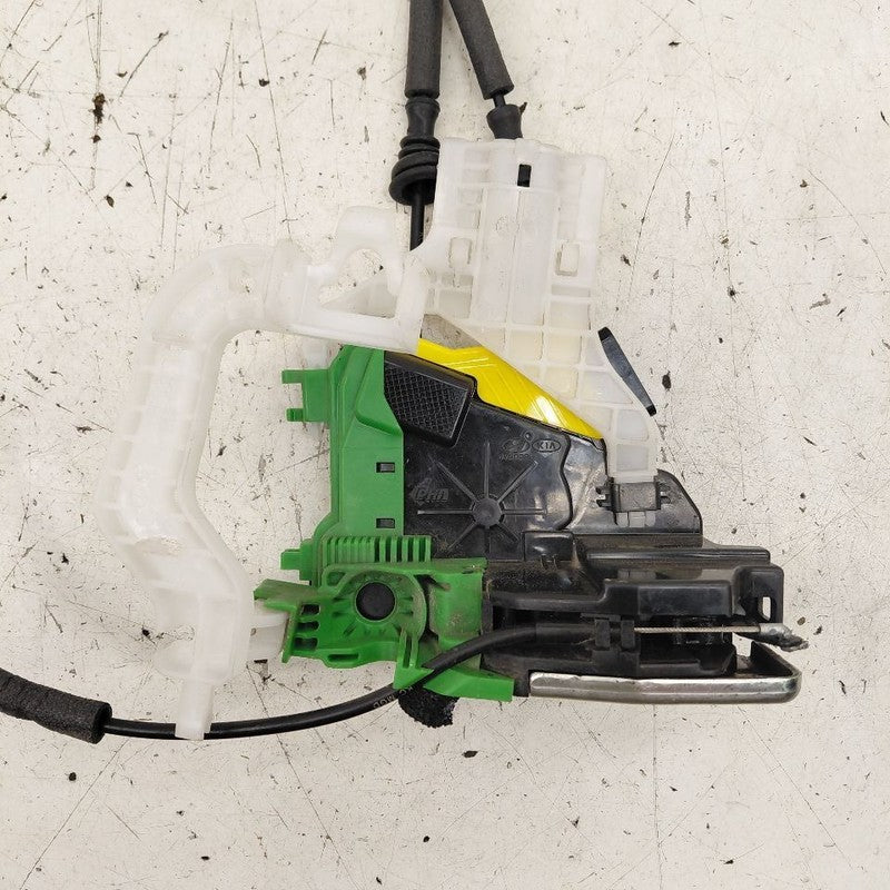 Kia Sorento Door Latch Lock Right Passenger Front  2018 2017 2016