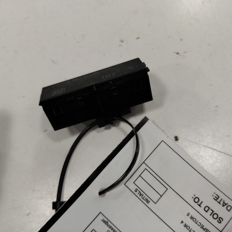 Buick Encore Passenger Dash Bag Light 2022 2021 2020 2019 2018