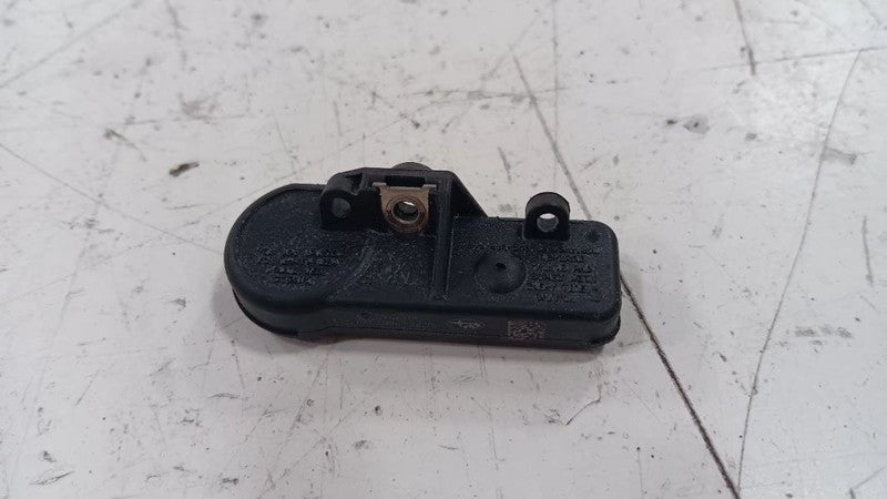 Subaru Forester TPMS Tire Pressure Monitor System Sensor  2017 2018 OE