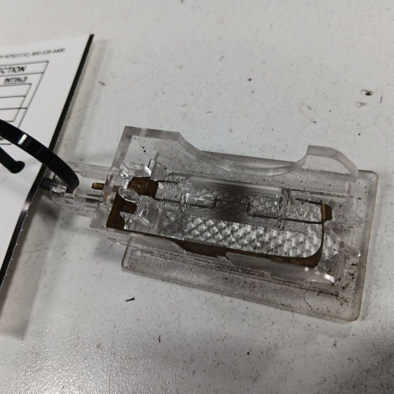 Chrysler 300 Dome Light Roof Lamp  2015 2016 2017 2018 2019