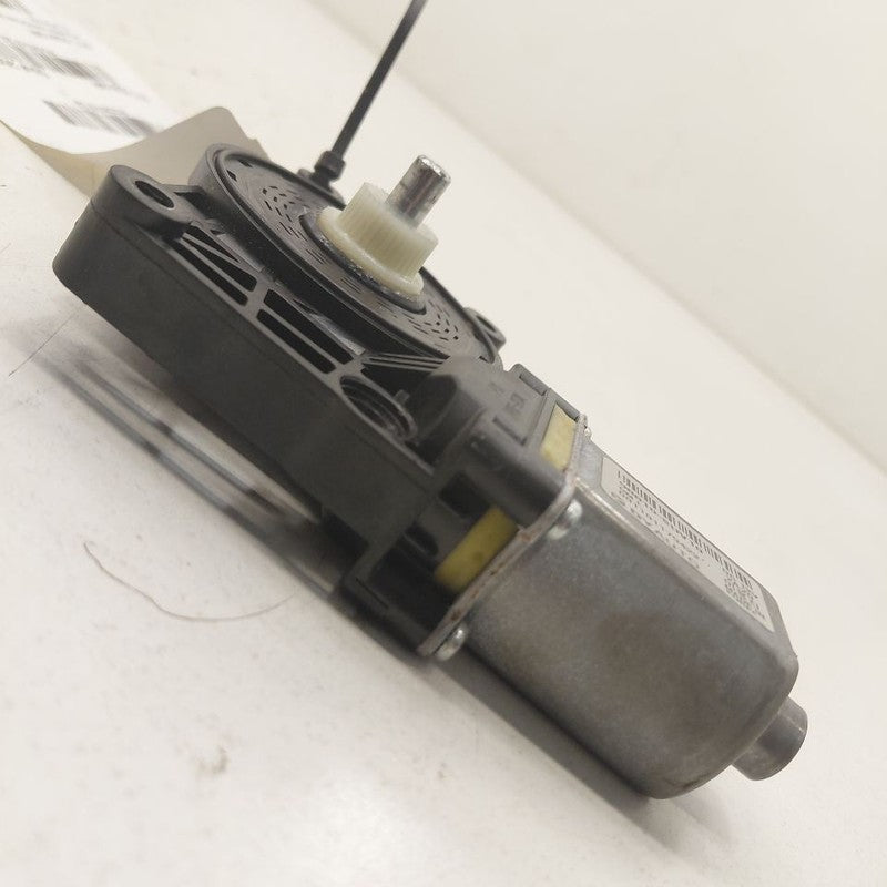 Passenger Right Front Power Window Motor Fits 13-22 Chevy Trax