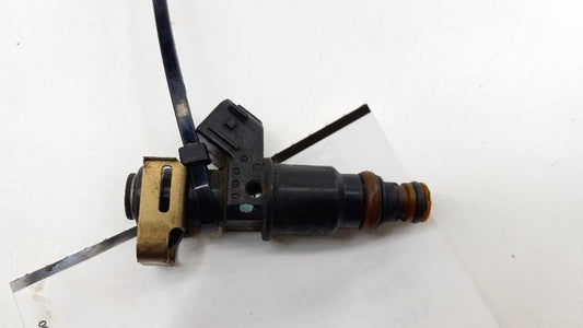 6886642 Fuel Injection Injector 2.0L DOHC Si Fits 02-05 Honda Civic