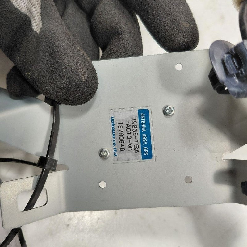 Honda Civic Antenna GPS Antenna 39835-TBA-A010-M1 2016 2017 2018 2019