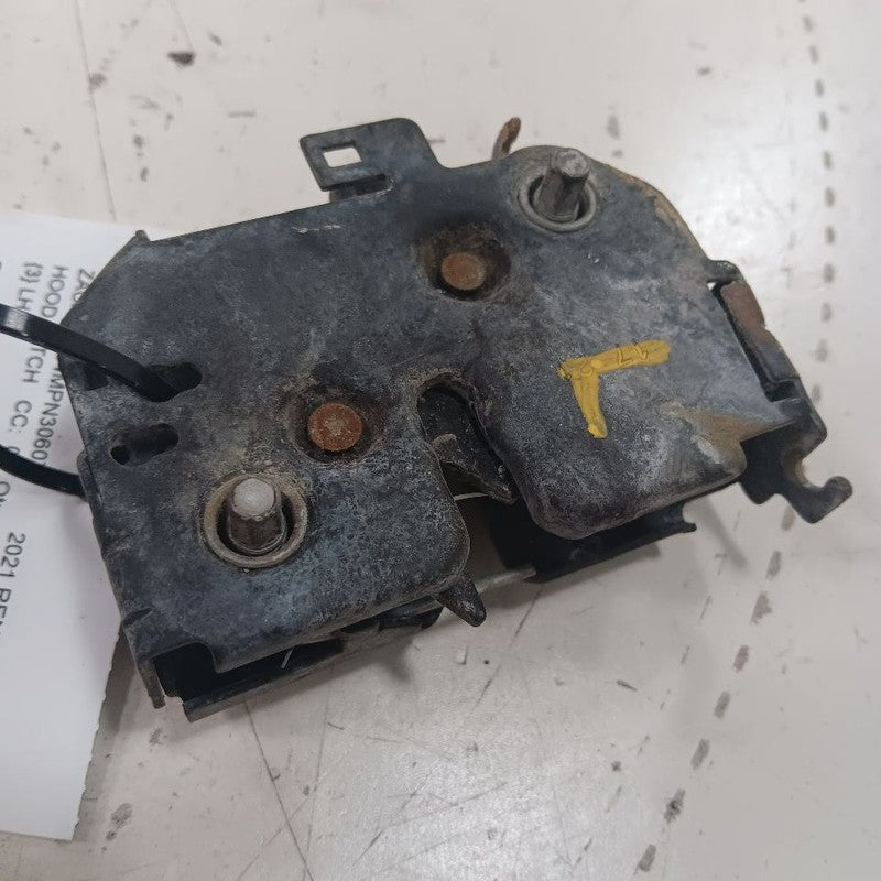 Jeep Renegade Driver Left Hood Latch 2023 2022 2021 2020