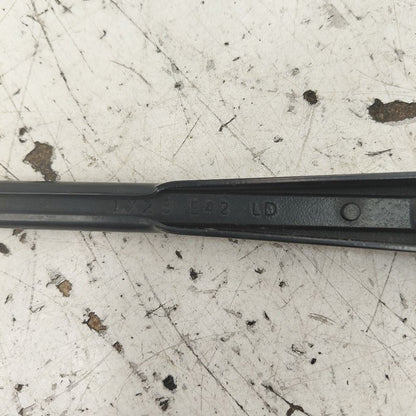 Nissan Versa Windshield Wiper Arm Left Driver  2019 2018 2017 2016
