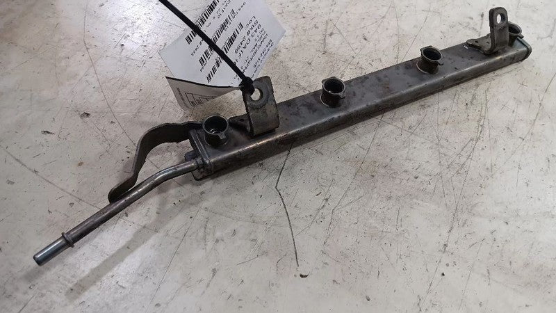 Nissan Rogue Fuel Rail Injection Injector Mount Bar 2014 2015 2016 2017 2018 201