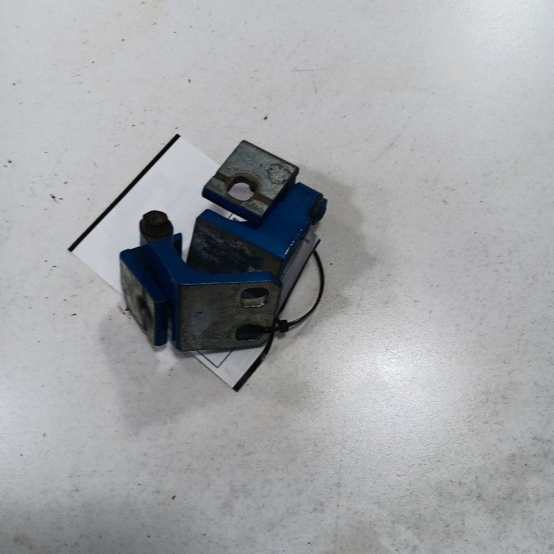 Jeep Cherokee Door Hinge Set Right Rear Passenger  2015 2016 2017