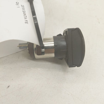 Hyundai Santa Fe 12V Power Port Socket  2019 2020