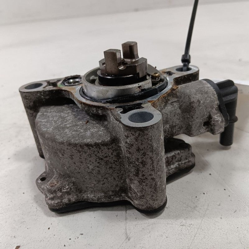 Vacuum Pump 2.0L Fits 13-16 DART OEM