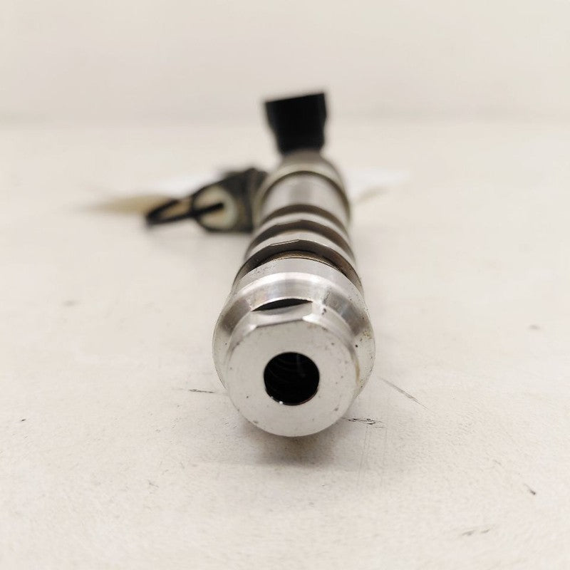 Cadillac XTS Variable Timing Gear Oil Control Valve Solenoid Cylinder 