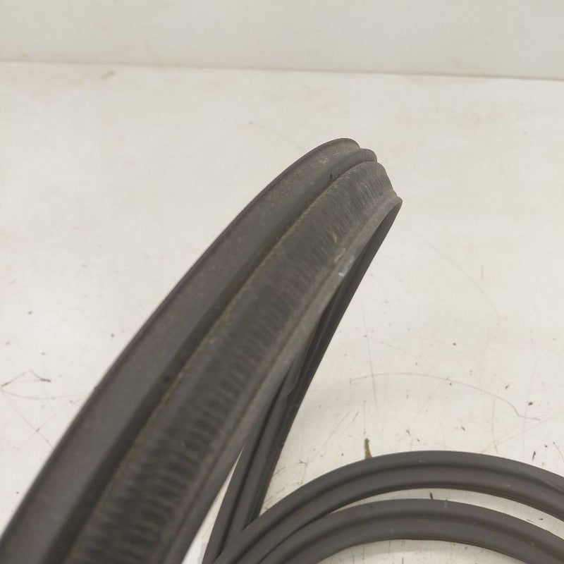 Subaru XV Crosstrek Trunk Lid Hatch Door Rear Back Rubber Seal  2025 2