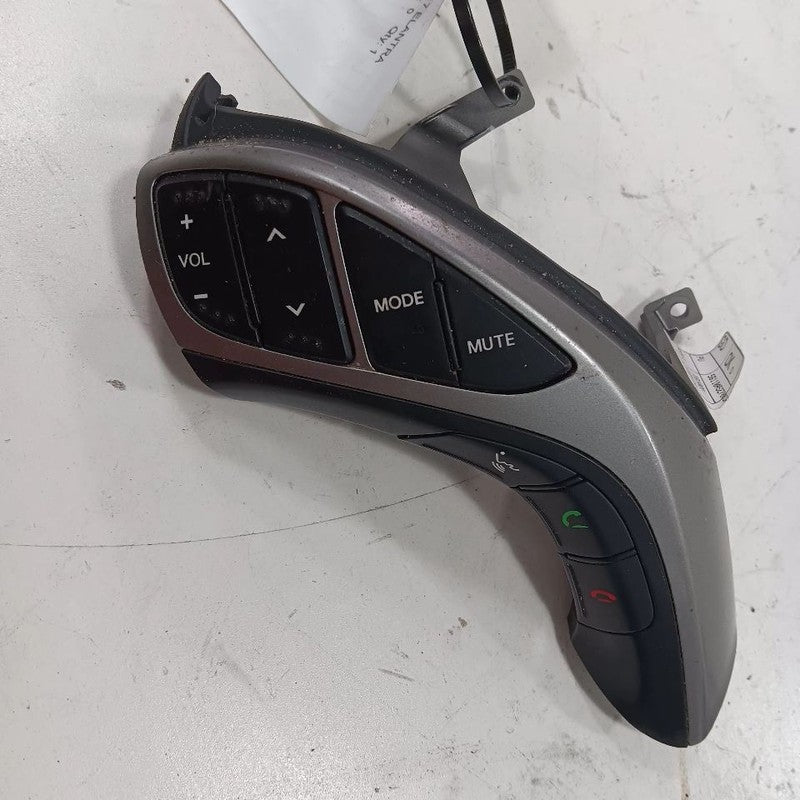 Hyundai Elantra Column Switch Blinker Signal Wiper Mount Bracket  2017