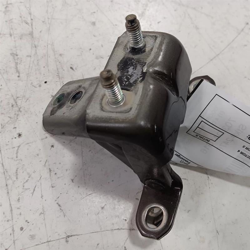 Nissan LEAF Door Hinge Set Right Rear Passenger  2013 2014 2015 2016 2