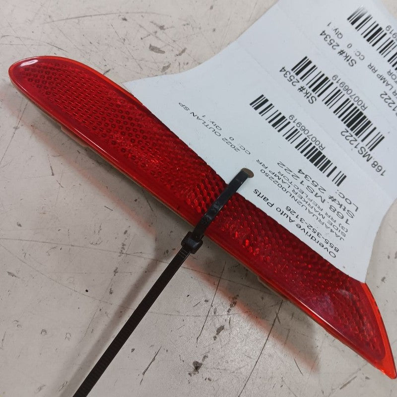 Outlander Sport Passenger Right Rear Marker Light Lamp  2022 2023 2024