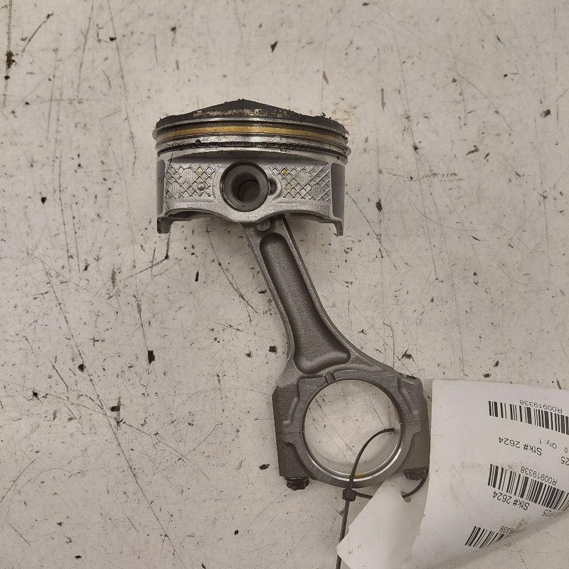 Subaru XV Crosstrek Single Piston With Connecting Rod   2.5 2025 2024