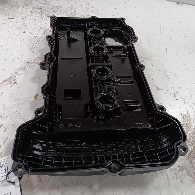 Hyundai Elantra Engine Cylinder Head Valve Cover  2017 2016 2015 2014 2013