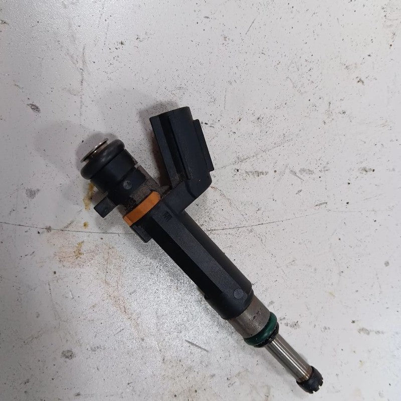 Fuel Injection Injector Fits 18-23 Nissan Kicks OEM