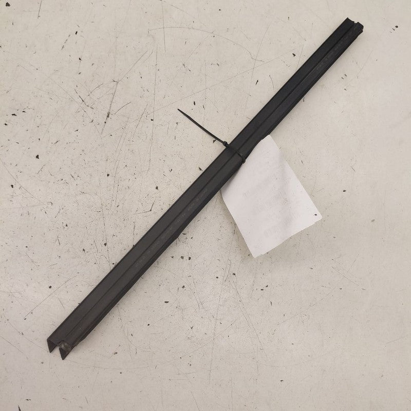 Jeep Cherokee Left Rear Weather Strip Interior  2019 2020 2021