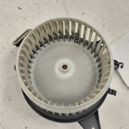 Blower Motor Fits 15-23 Jeep Renegade