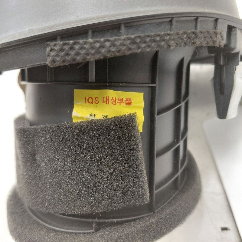 Hyundai Kona Dash Air Vent Right Passenger  2021 2020 2019