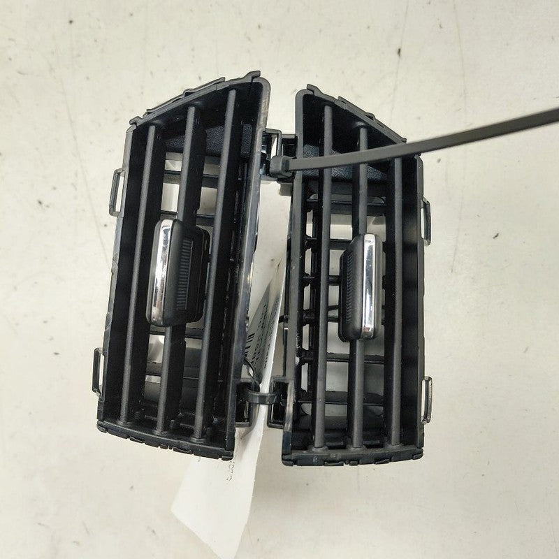 Nissan Maxima Dash Air Vent Center Middle  2018 2017 2016 OEM