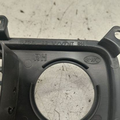 Kia Sorento Passenger Right Rear Third Row Vent 2018 2017 2016